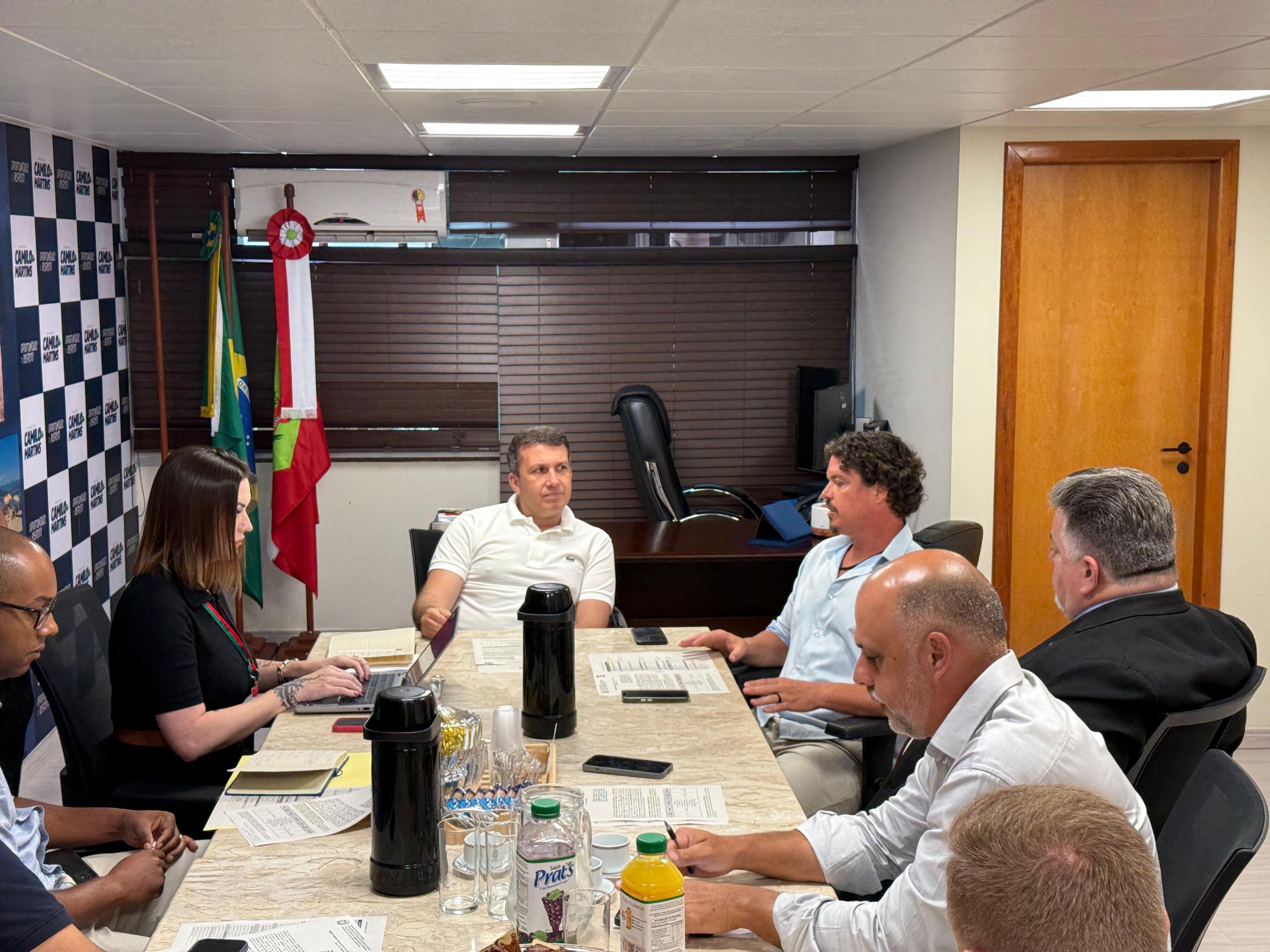 Camilo Martins cobra agilidade em proposta para transporte intermunicipal